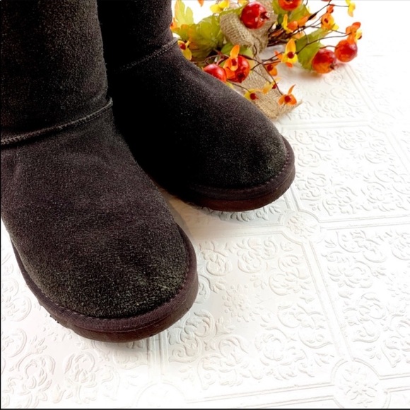 Ugg Classic Short Suede Boots Chocolate SZ 7 - Picture 5 of 6